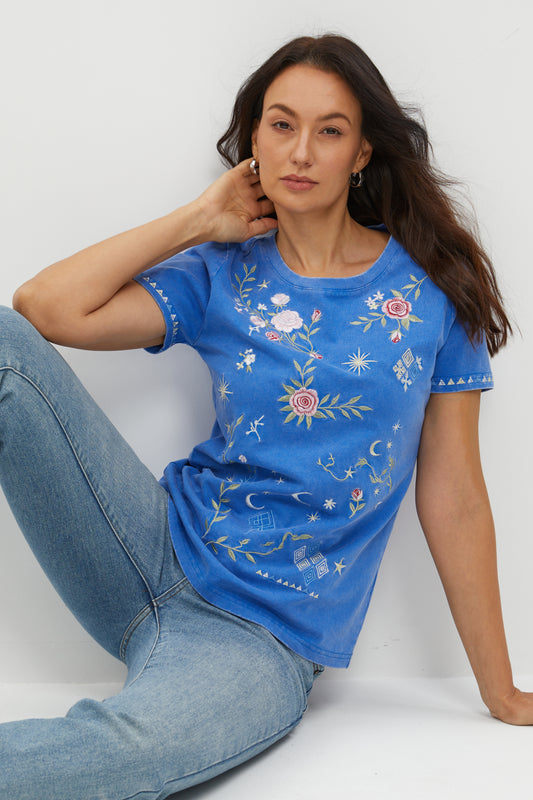 MOONLIT ROSE EMBROIDERED TEE