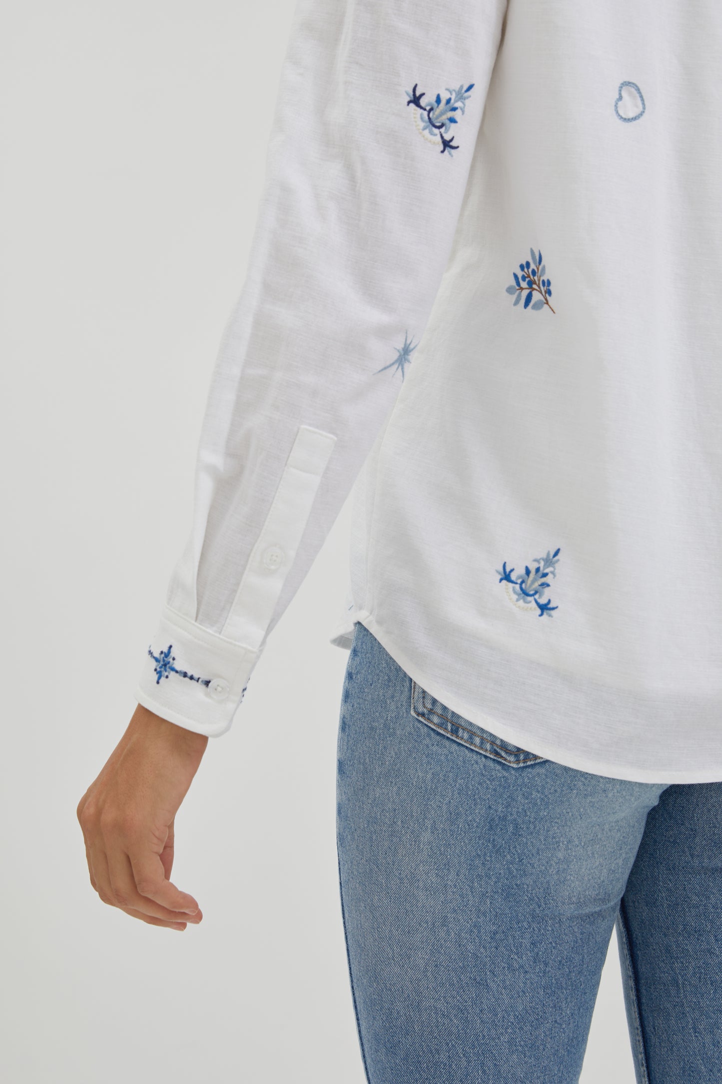 BLUE REVERIE EMBROIDERED SHIRT
